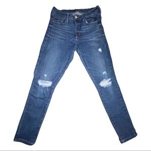GAP distressed denim sz. 28